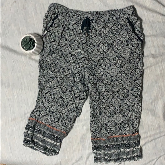 Anthropologie boho capris - Picture 1 of 1